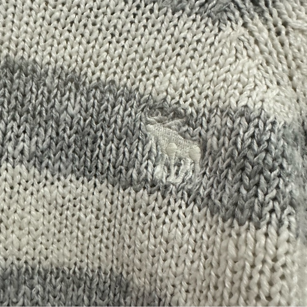 ABERCROMBIE & FITCH Womens Buttery Soft Striped Gray & White Sweater Size M - Picture 5 of 13